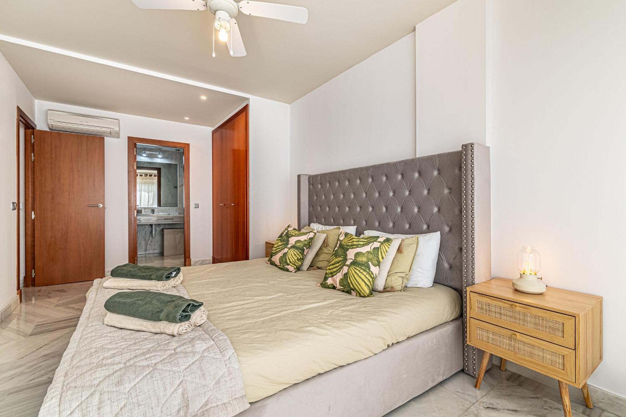 Rentitspain Apartamento Charming Gym, Jacuzzi Y Balcon Estepona Exterior foto